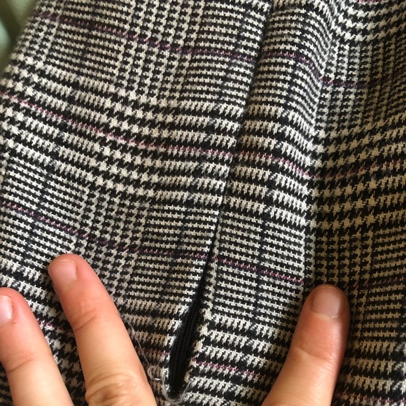 Plaid skirt - Picture 3 of 4